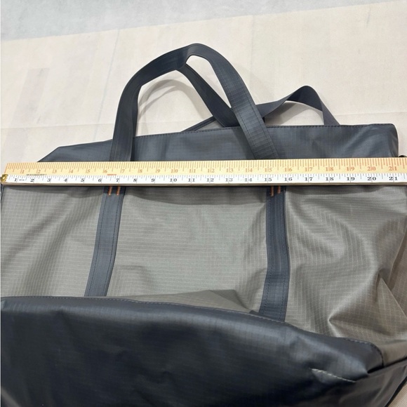 L.L. Bean Gray Duffel Bag for Men - Picture 9 of 9